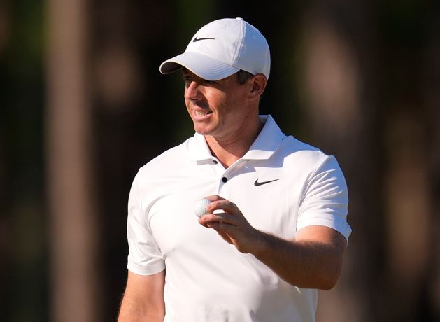 Rory McIlroy battles hard on tough day in Pinehurst to remain in contention at US Open