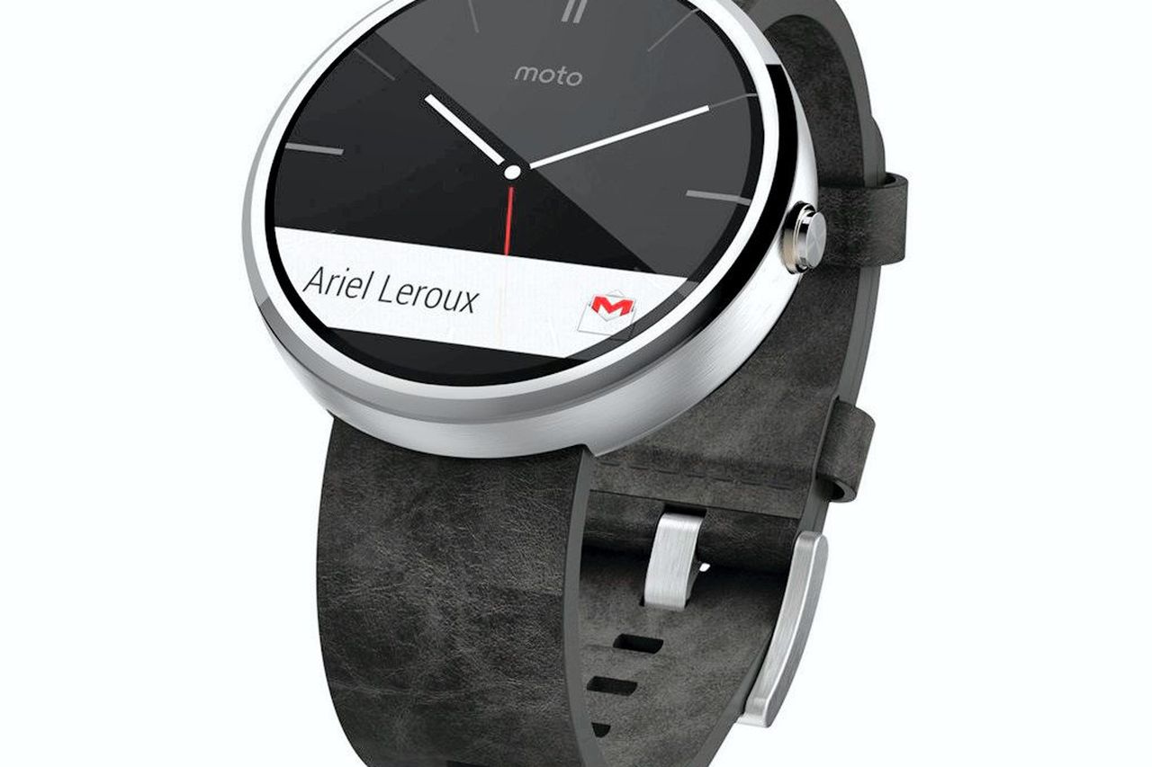 Moto smartwatch 2025