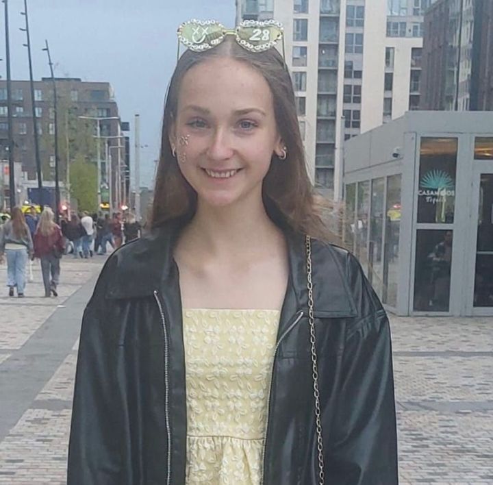 Gardaí issue appeal for missing girl (15) believed to have boarded flight to Paris