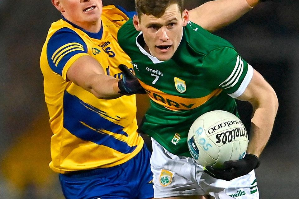 Kerry's Gavin White in action against Roscommon's Conor Cox during their Allianz FL Division 1 tie at Austin Stack Park, Tralee. Photo: Piaras Ó Mídheach/Sportsfile