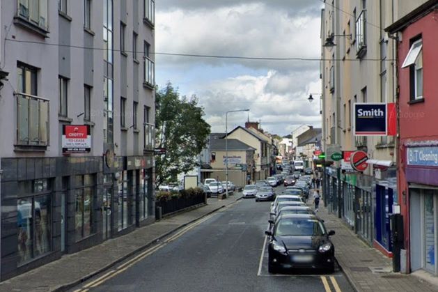 Gardai launch probe into 'suspicious' discovery of woman's (50s) body in Cavan town