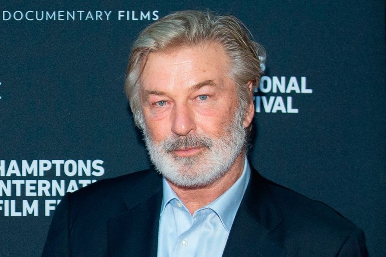 Alec Baldwin Facing Manslaughter Charge Again Over Fatal Shooting Of ...