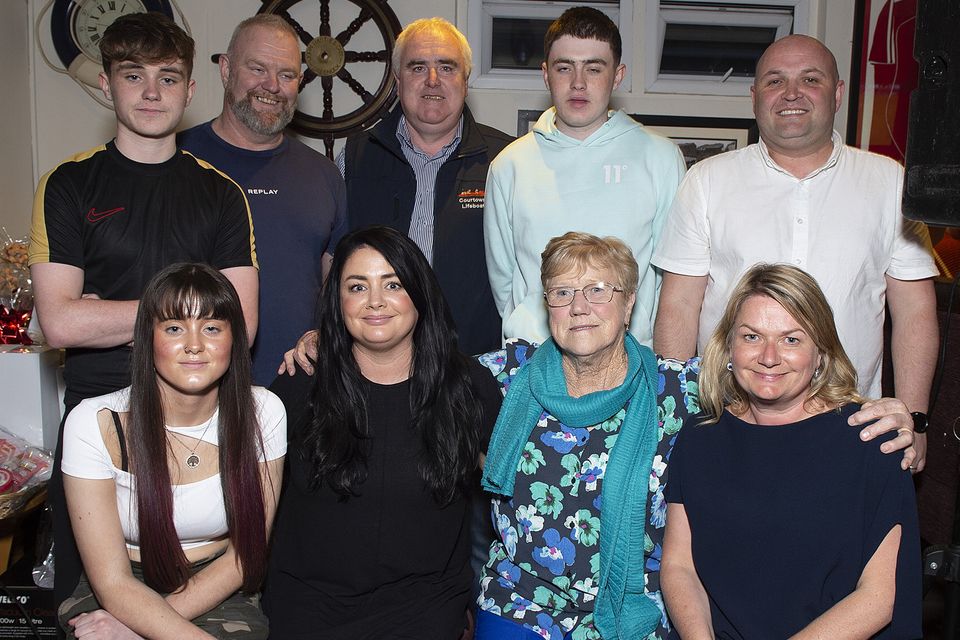 The family of Carol Moran pictured at a fundraiser in Jimmyz of Courtown on Friday evening in support of Carol's hospital treatment. Pic: Jim Campbell