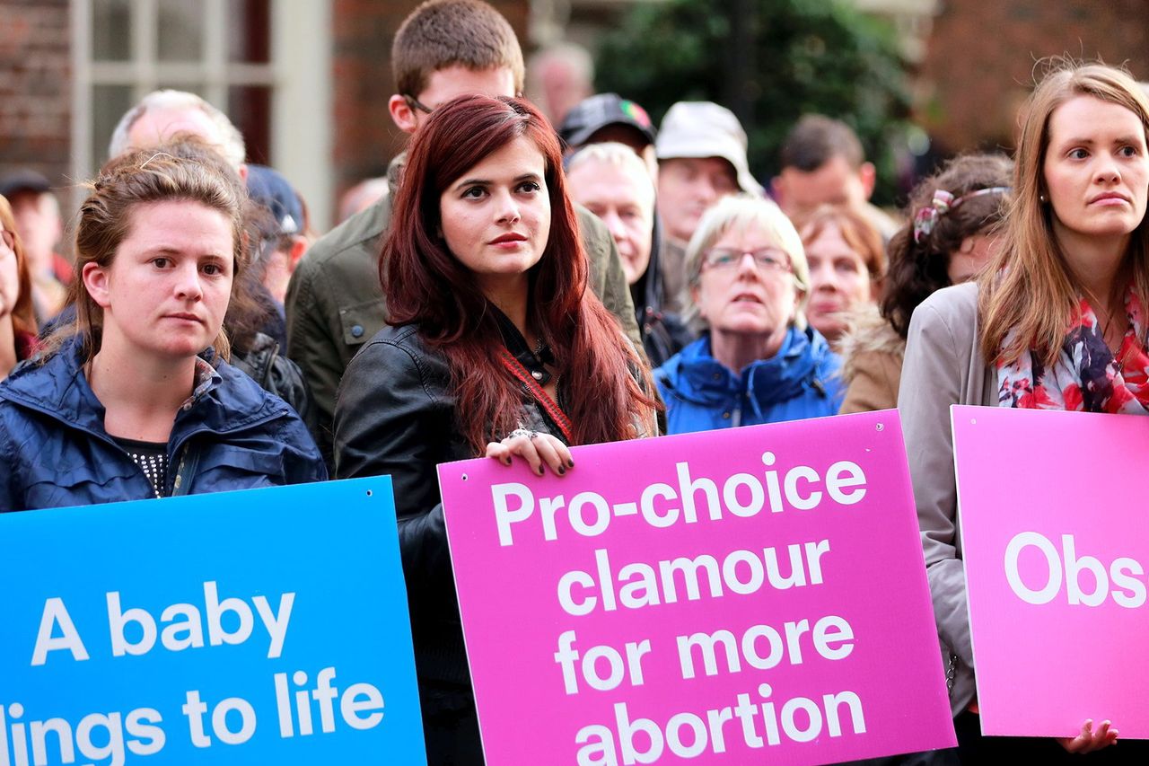 Anger on the streets as rival abortion groups rally at GPO | Irish ...