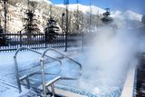 thumbnail: The jacuzzi in the snow at Hotel Piolets Park and Spa