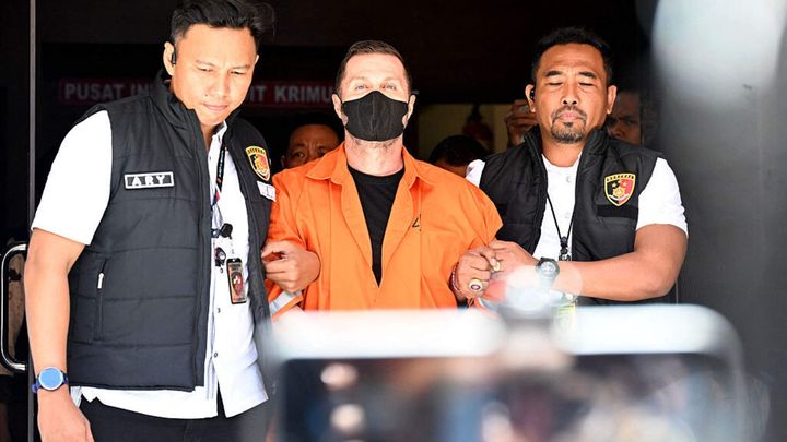 Kinahan cartel ally Steven Lyons extradited to Spain following arrest in Bali