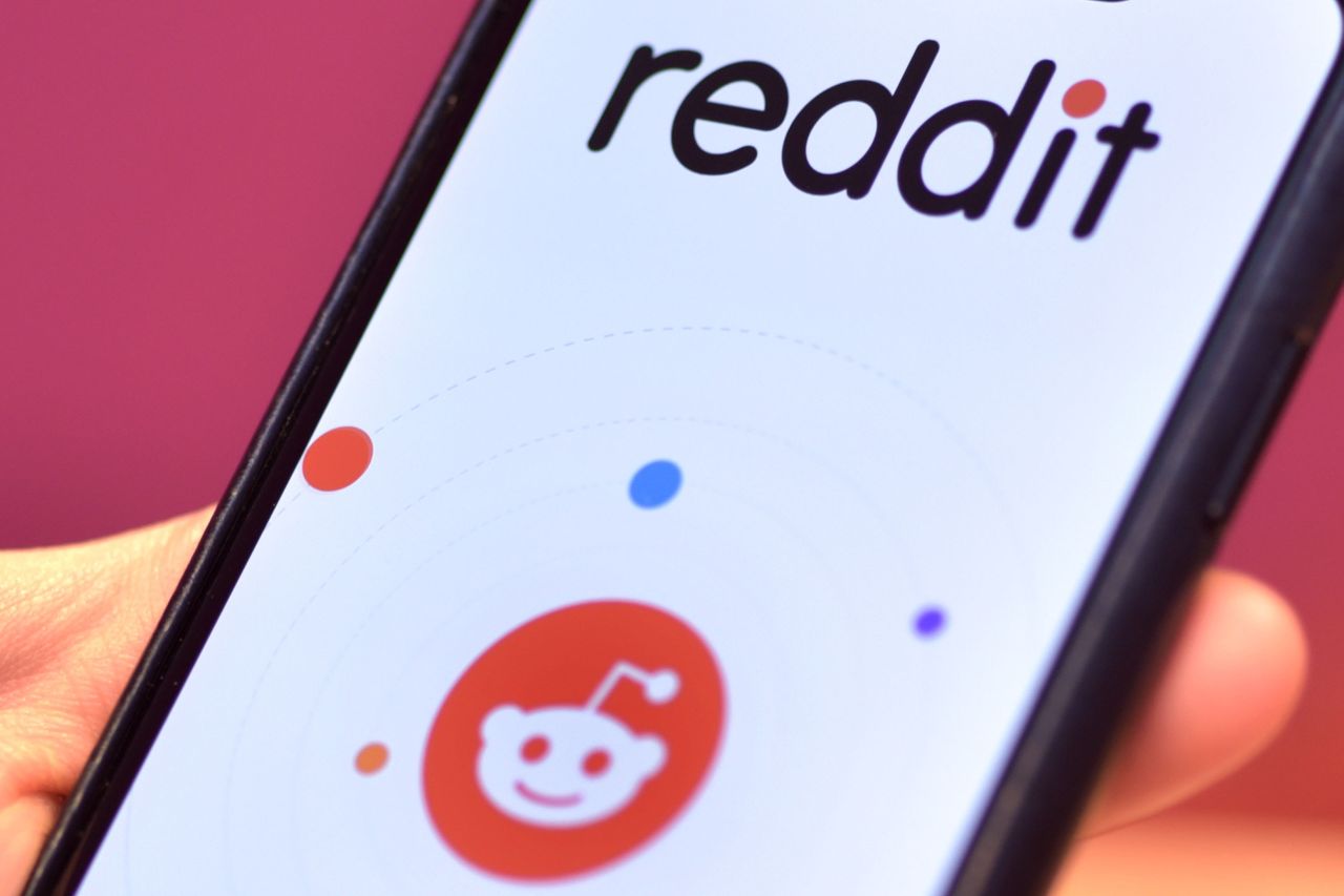 Reddit explains why it has sued Irish media regulator Independent.ie