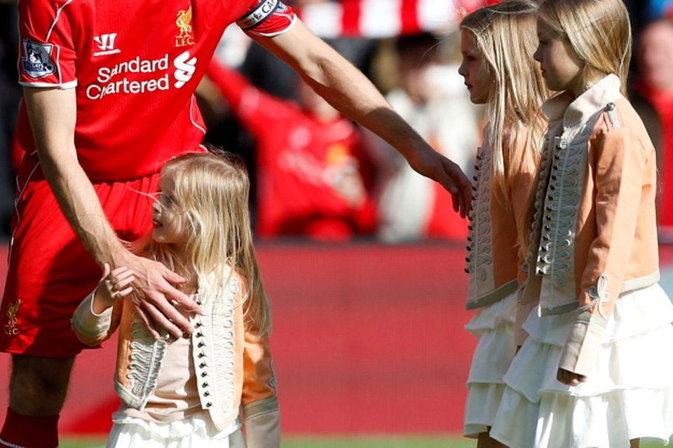 Football - Liverpool v Crystal Palace - Barclays Premier League - Anfield - 16/5/15
Liverpool's Steven Gerrard with family before his final game at Anfield
Reuters / Phil Noble