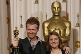 thumbnail: Winner for Best Original Song Glen Hansard and Marketa Irglova ('Falling Slowly' from 'Once') pose with the trophy during the  Academy Awards  2008.