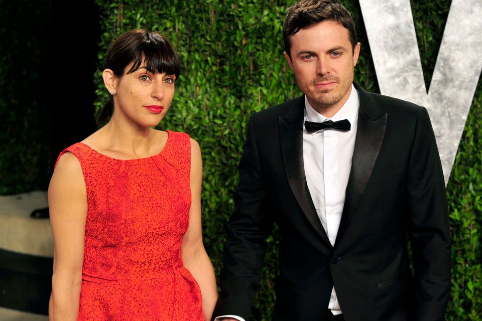 Actress Summer Phoenix and actor Casey Affleck arrives at the 2013 Vanity Fair Oscar Party at Sunset Tower on February 24, 2013 in West Hollywood, California.  (Photo by Mark Sullivan/WireImage)