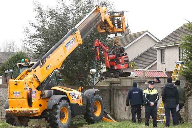 Man arrested on suspicion of murder of missing schoolboy Kyran Durnin (8) as gardaí bring cadaver dog to house search in Drogheda