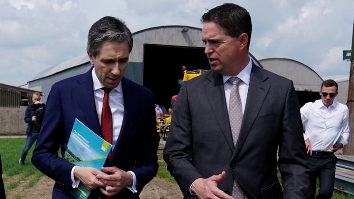 Agriculture Minister hits back at ‘divisive’ Leo Varadkar for claiming farmers ‘bring big costs on Ireland’