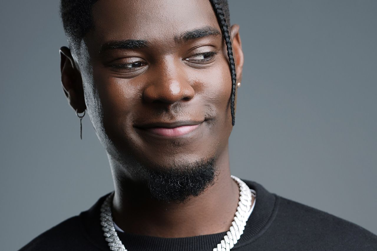 Introducing Meet Smooth-voiced Singer Ovie Etseyatse 