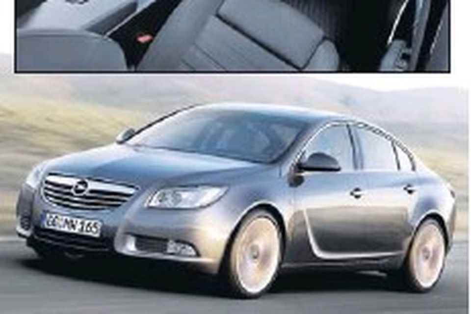 Opel Insignia: Most Up-to-Date Encyclopedia, News & Reviews