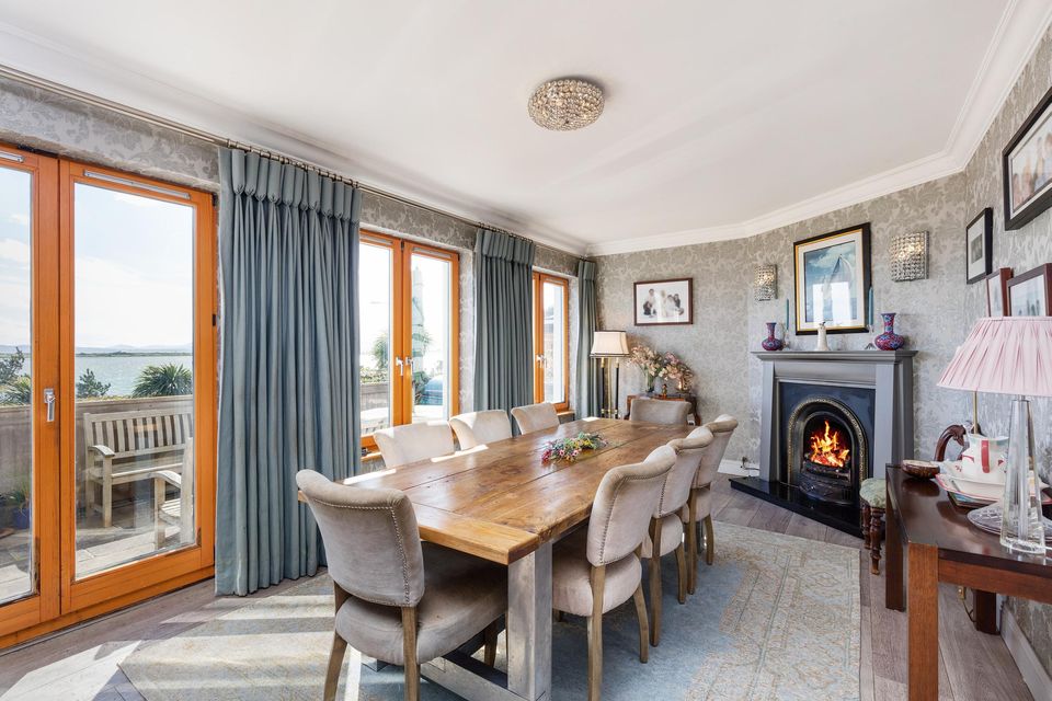 The dining room with gas fireplace
