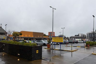 ‘It’s going to kill the centre’ – Stillorgan retailers claim parking charges are causing ‘devastating’ drop in footfall