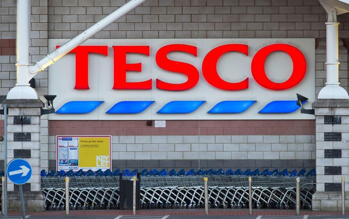 Tesco within touching distance of Dunnes for market share