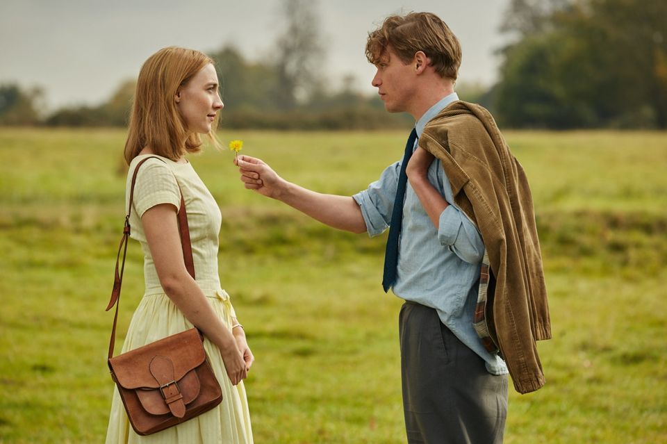 Saoirse Ronan and Billy Howle in 'On Chesil Beach'