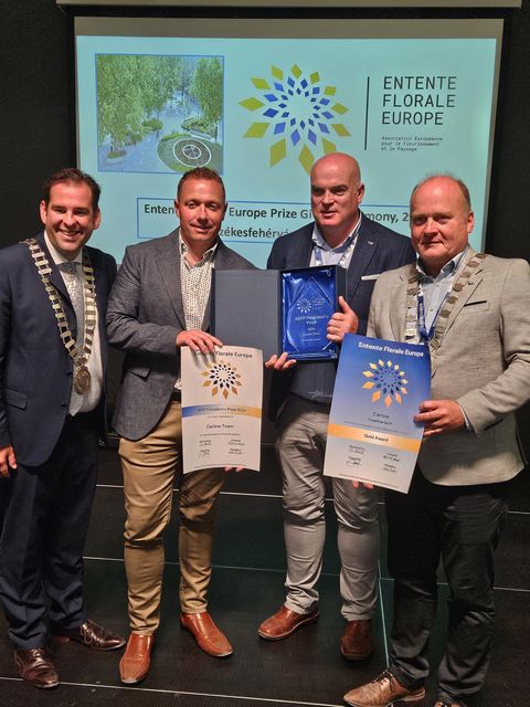 Mayor Fintan Phelan, Carlow County Council, Barry Knowles Senior Executive Officer Carlow County Council, Ciaran Brennan, Carlow County Council and Cathaoirleach Fergal Browne Carlow County Council at the Entente Florale prizegiving ceremony in Hungary.