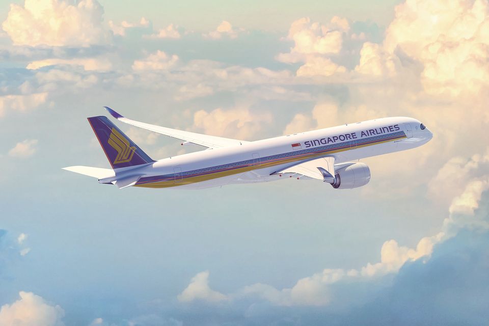 A Singapore Airlines Airbus A350-900XWB