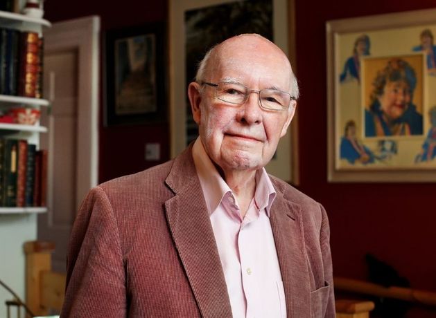 Gordon Snell, author and husband of Maeve Binchy, dies aged 93