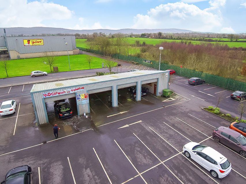 The Tipp Town Shopping Centre located on the Limerick Road on the outskirts of the town, is to be sold on March 21, with a guide price of €1,600,000. 