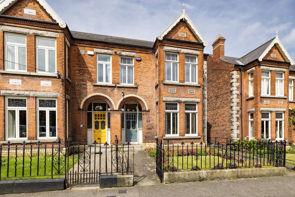 The exterior of No24 Iona Drive, Glasnevin