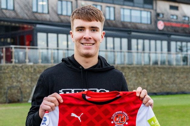 Fleetwood Town sign striker Tommy Lonergan from St Patrick’s Athletic ...