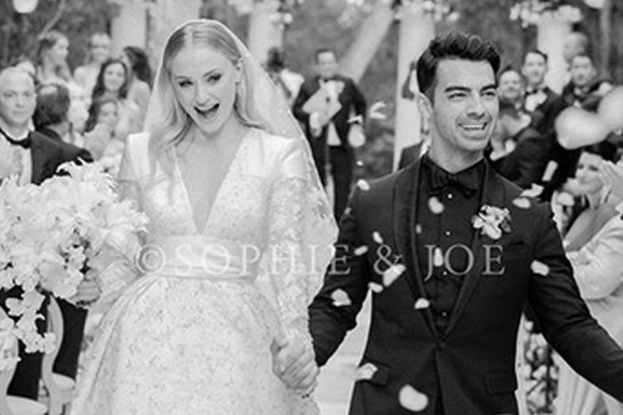 Sophie Turner unveils never before seen snap from wedding to Joe Jonas -  Irish Mirror Online