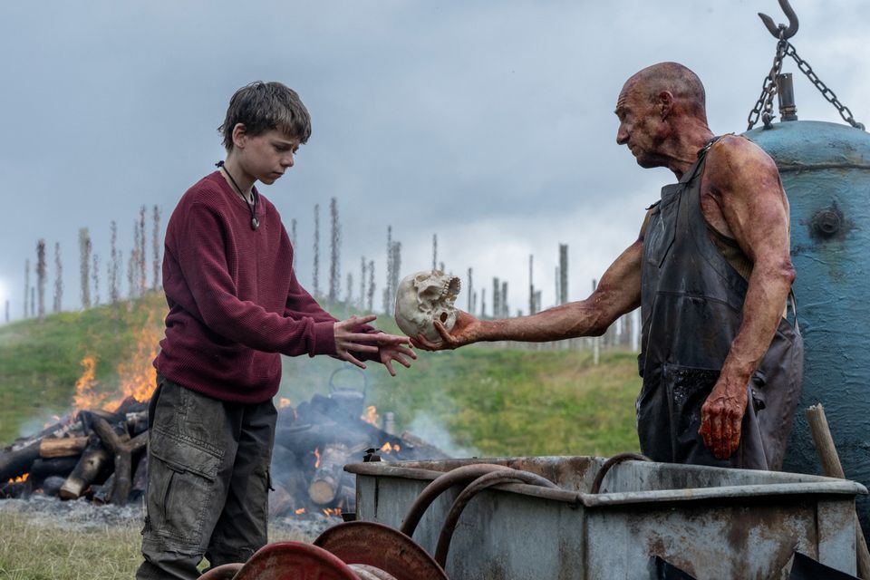 Alfie Williams and Ralph Fiennes in '28 Years Later'