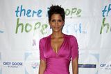 thumbnail: Actress Halle Berry attends the 2011 Silver Rose gala & auction at Beverly Hills Hotel on April 17, 2011 in Beverly Hills, California.