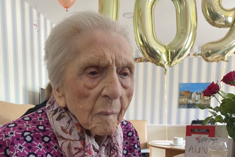 Phyllis Furness celebrates turning 109
