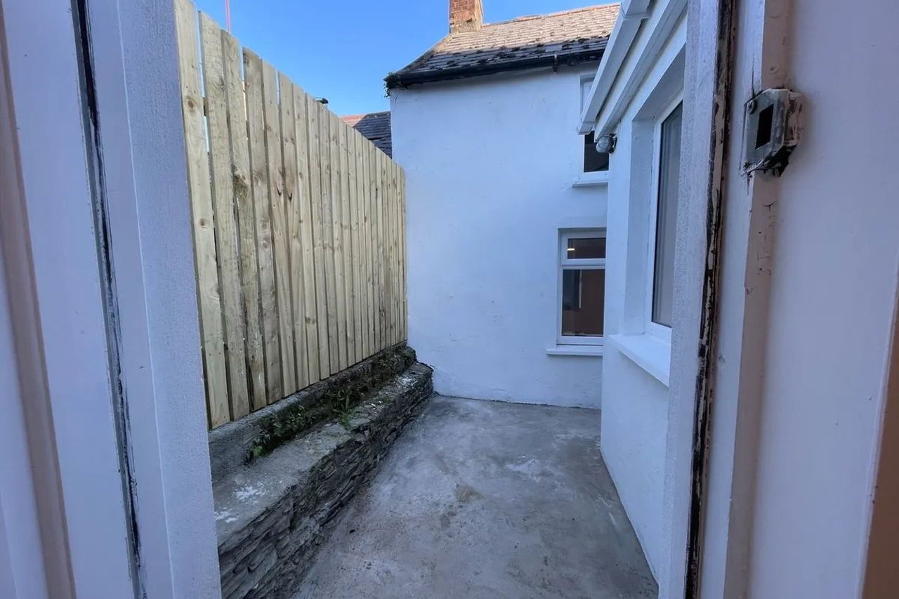 New Ross house is on the market with a price tag of €119,000 Irish