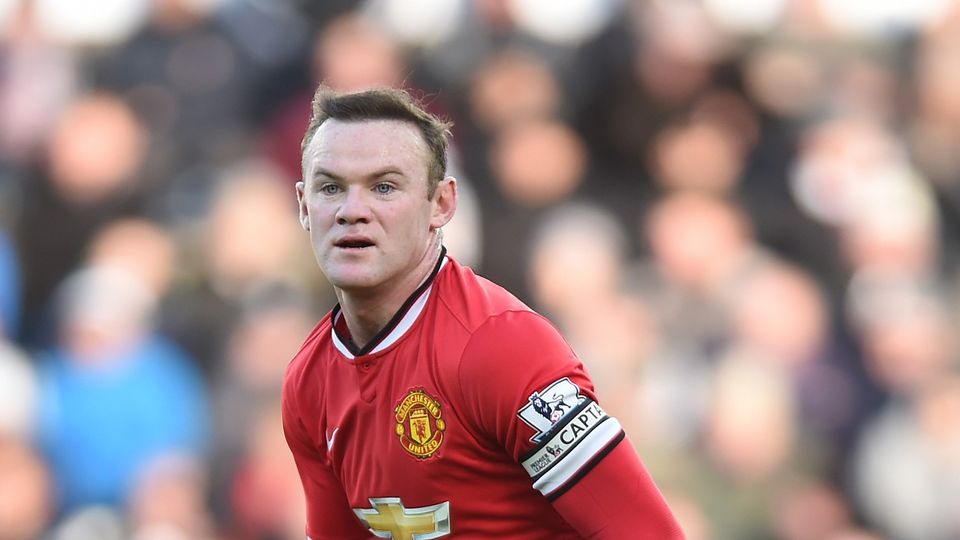 Wayne Rooney scored the opener as Manchester United beat Barcelona on their US tour