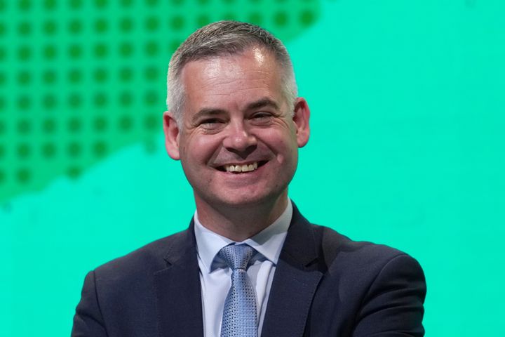 Sinn Fein calls for emergency mini-budget to ease cost-of-living crisis