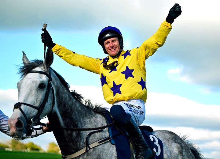 Il Etait Temps rules supreme for Willie Mullins to complete Punchestown-Cheltenham double