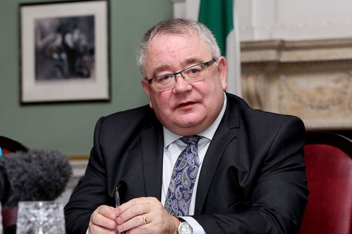 Fianna Fáil TDs seek urgent meeting as concerns grow over party direction amid fuel-protest fallout