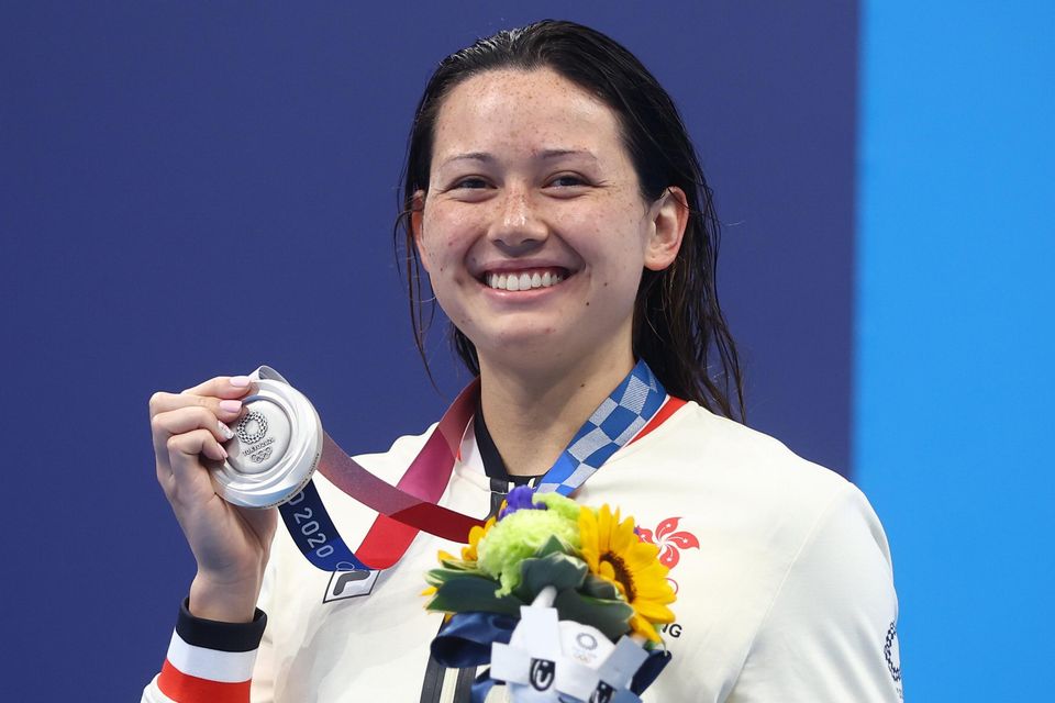 Siobhan Haughey with her silver medal. Photo: Reuters