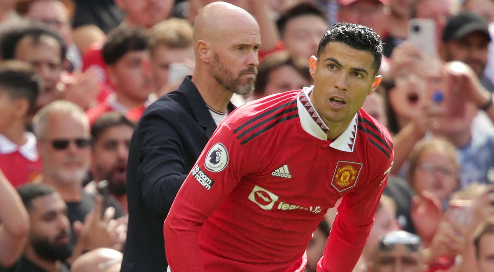 Cristiano Ronaldo: Manchester United facing replica shirt shortage