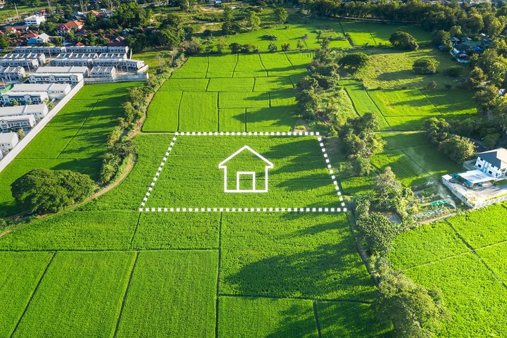 Mark Keenan: ‘Racetrack rezoning’ is back with a bang as the Land Development Agency continues to play with its low-hanging fruit