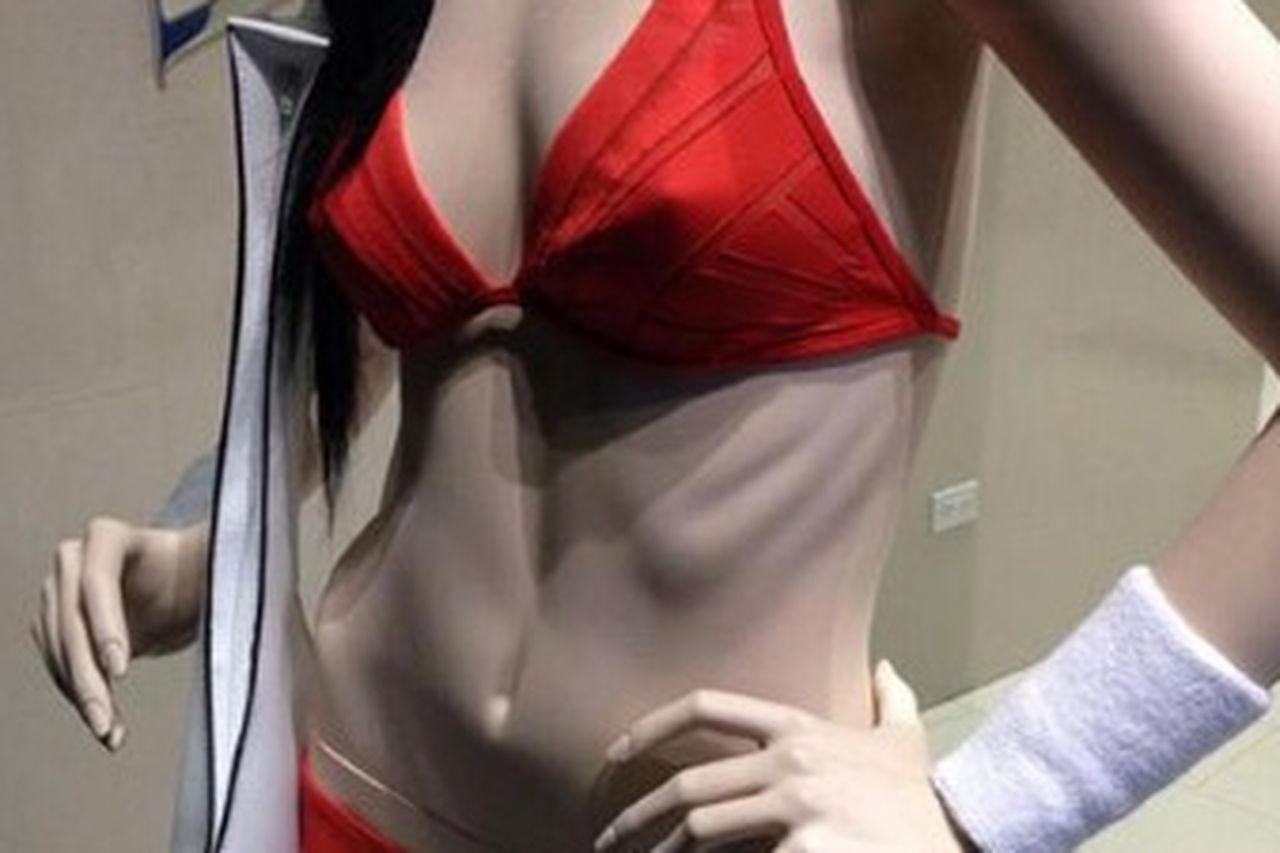 La Perla forced to remove super skinny mannequins with protruding