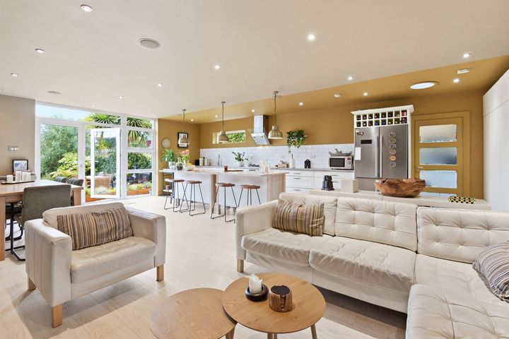 Right at home with the Colleges and the park in Terenure