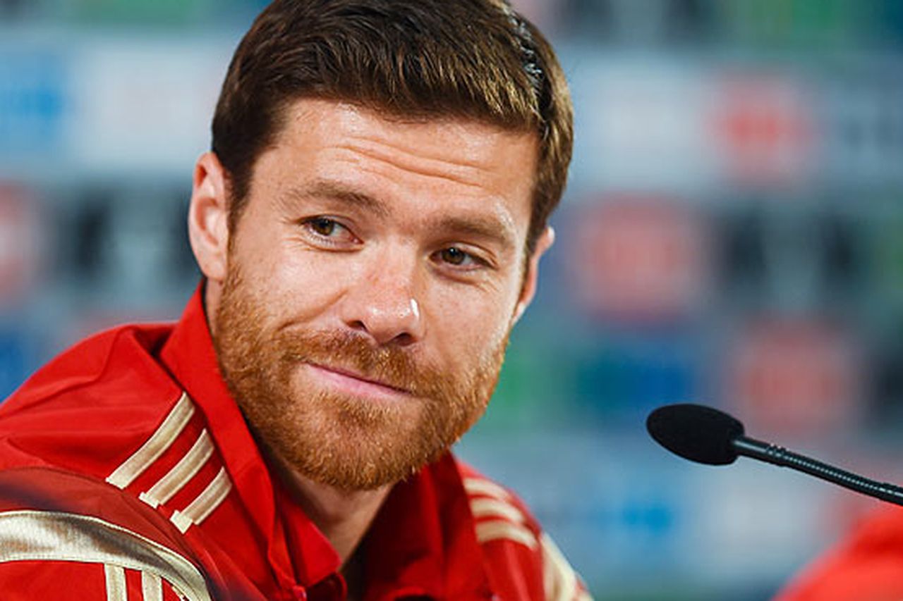 Liverpool look to re-sign Xabi Alonso as new Bayern Munich deal ..., image size:1280x853
