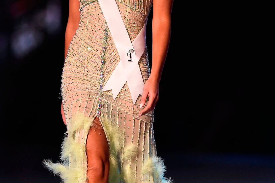 Miss universe 2018 evening clearance gown