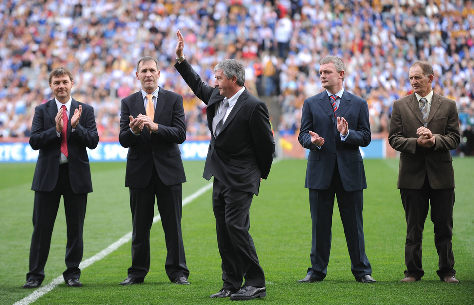 As a member of the 1983 All-Star Hurling team, Fenton is introduced to the crowd before the 2008 All-Ireland final