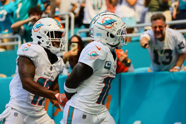 Around the NFL: Tyreek Hill gets arrested, then scores touchdown in Miami Dolphins comeback