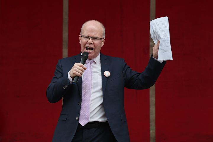 Politicians should register any character references given in court, says Peadar Tóibín