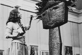 thumbnail: Sculptor Hilary Heron