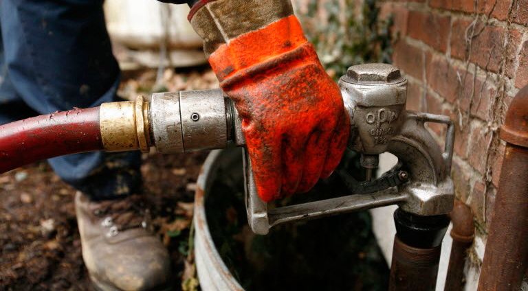 Panic buying of home-heating oil sends prices up sharply and leads to  delivery delays | Independent.ie