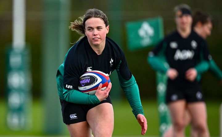 Ireland team to face Italy named: Debut for Robyn O’Connor as Higgins and Wall drop to bench
